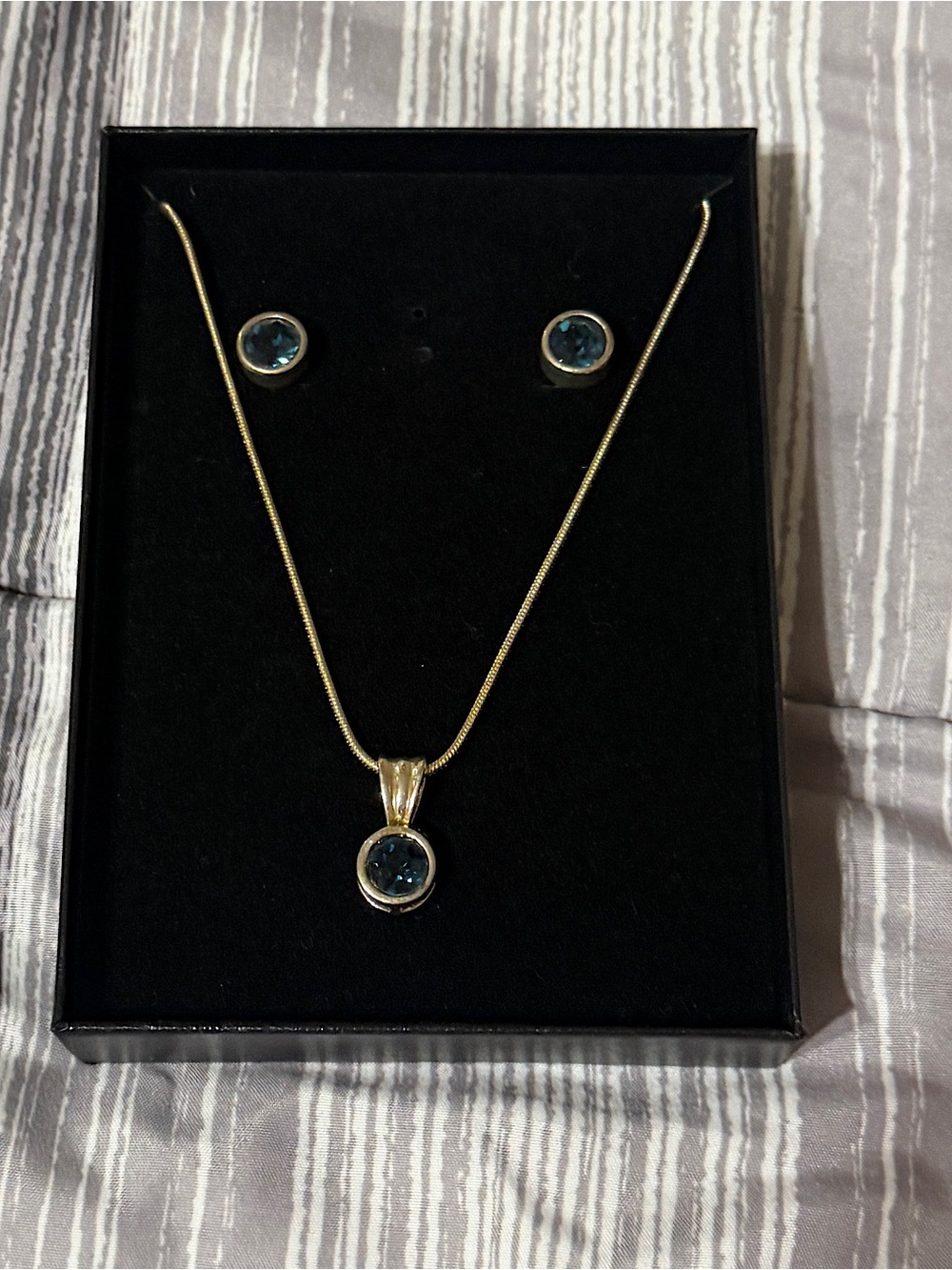 Necklace/Earring set—Vintage